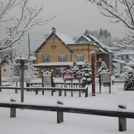 מונט טרמבלאנט Auberge Le Voyageur מראה חיצוני תמונה